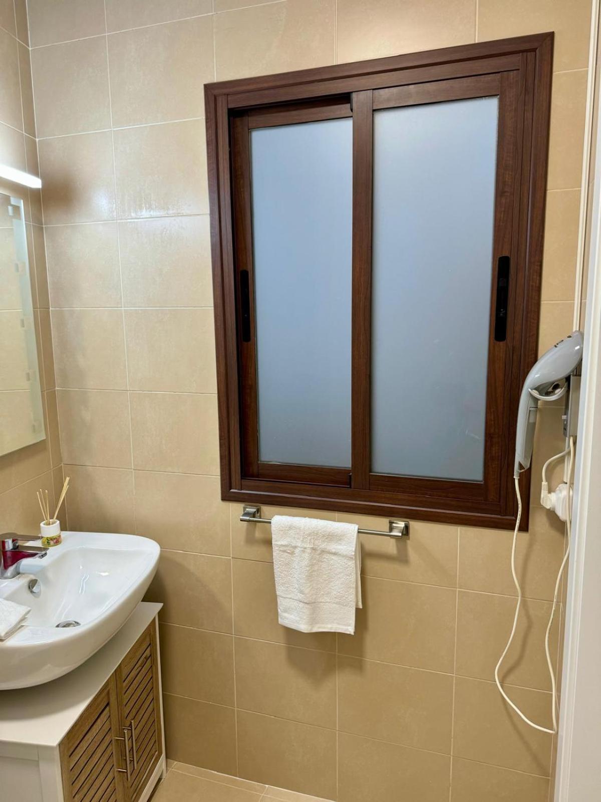 Apartamento En Lumbreras-Alameda Севілья Екстер'єр фото